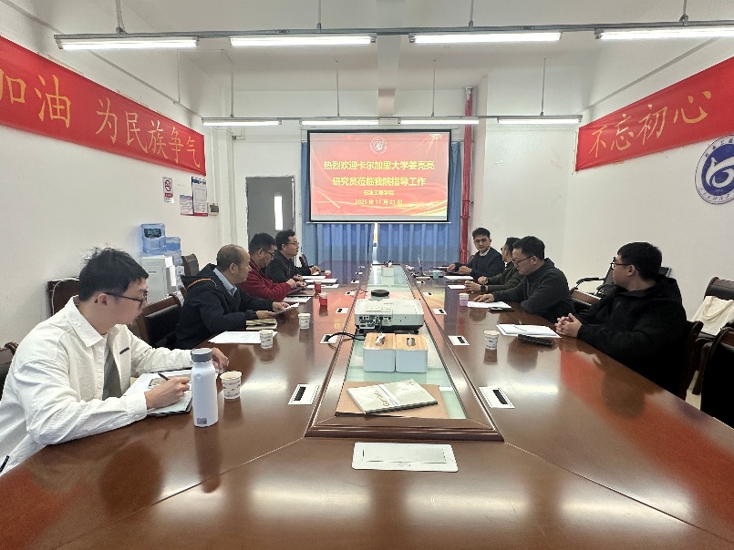 运动员公寓里的人们AI 生成的内容可能不正确。